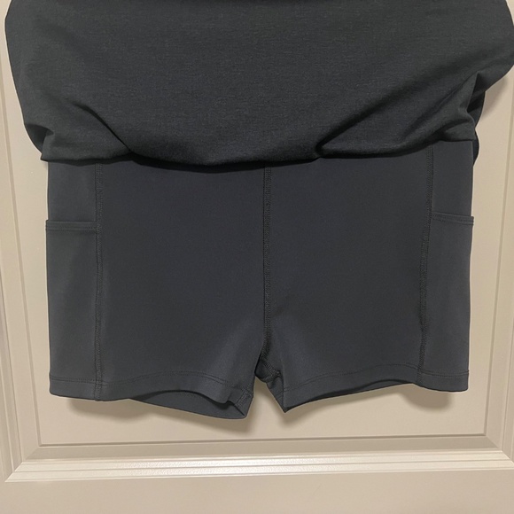 Beyond Yoga Spacedye Movement Skirt, Size M, in Darkest Night - Picture 9 of 14